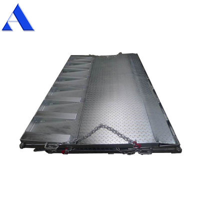 Μέγεθος τραπεζιού 2000x2200mm Ζυγισμένο και ανοξείδωτο χάλυβα Κινητή ράμπα αποβάθρας φόρτωσης για ανελκυστήρα
