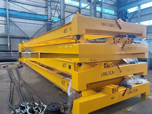 Κατάσταση 42 τόνων ωφέλιμο φορτίο 40ft Shipping Container Spreader ημιαυτόματες δομές ανύψωσης με διάμετρο σλίγκαν 12118 x 2438 mm