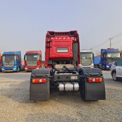 4x2 Tractor Head Truck Engine Standard Emission Diesel Fuel Type 6x4 Tractor Trailer για 10 ελαστικά Πώληση